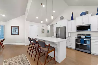 417 N Mallard Dr #D, Vineyard, UT 84059 - Photo 8