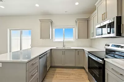 51 S 4375 W #30, Cedar City, UT 84720 - Photo 12