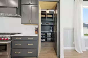 1949 S 2410 E, Spanish Fork, UT 84660 - Photo 6