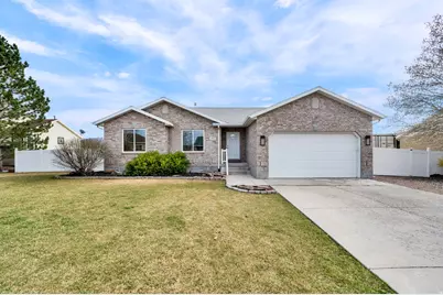 694 E 260 S, Midway, UT 84049 - Photo 2