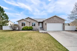 694 E 260 S, Midway, UT 84049 - Photo 1