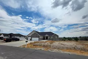 1171 W 2330 N, Helper, UT 84526 - Photo 2