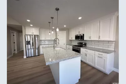 1171 W 2330 N, Helper, UT 84526 - Photo 6