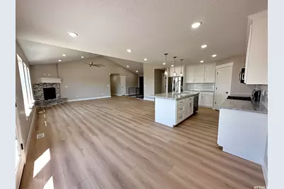 1171 W 2330 N, Helper, UT 84526 - Photo 4