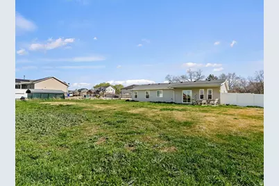 2228 W 300 N, West Point, UT 84015 - Photo 32