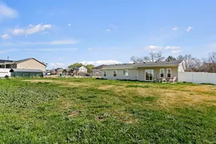 2228 W 300 N, West Point, UT 84015 - Photo 32