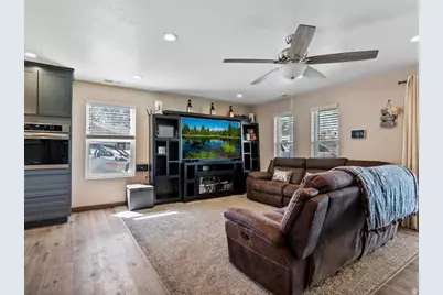 2228 W 300 N, West Point, UT 84015 - Photo 10
