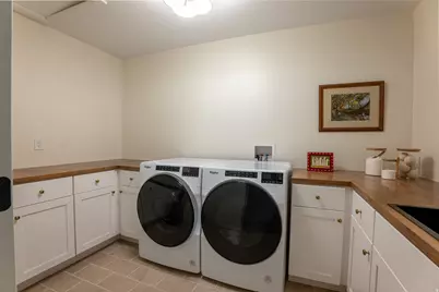 1079 W Ridgeside Ct S, South Jordan, UT 84095 - Photo 52