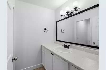 2049 W Hews Pl, Taylorsville, UT 84118 - Photo 14