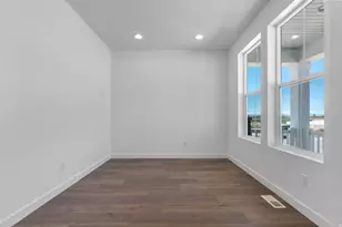 3831 W 2350 N, Clinton, UT 84015 - Photo 8