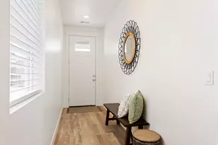 2718 S 1710 W, Syracuse, UT 84075 - Photo 2