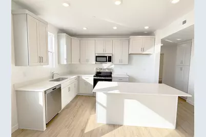 5249 W Reventon Dr S #201, South Jordan, UT 84009 - Photo 2