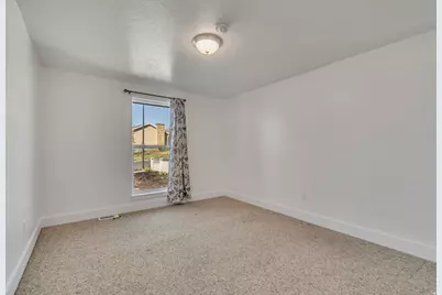 918 E Lazon Dr S, Sandy, UT 84094 - Photo 18