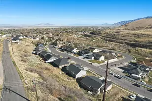 45 W Memory Ln, Tooele, UT 84074 - Photo 28