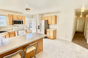 241 Sunstone Cir, Logan, UT 84321 - Photo 6