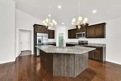 3770 S 3425 W, West Haven, UT 84401 - Photo 8