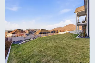 194 W Meadow Lark Ln, Elk Ridge, UT 84651 - Photo 44