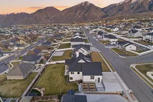 194 W Meadow Lark Ln, Elk Ridge, UT 84651 - Photo 48