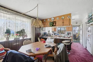 10106 S Peony Way, Sandy, UT 84094 - Photo 8