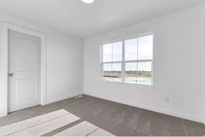 2286 N Hooded Crane Dr, Clinton, UT 84015 - Photo 18