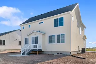 2286 N Hooded Crane Dr, Clinton, UT 84015 - Photo 4