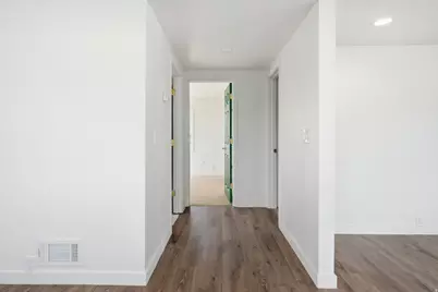 531 N Garden St E, Tooele, UT 84074 - Photo 8