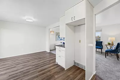 1105 E Webster Dr S, Sandy, UT 84094 - Photo 10