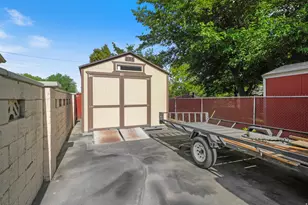 5572 S Avalon Dr, Murray, UT 84107 - Photo 32