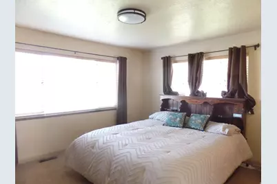 5572 S Avalon Dr, Murray, UT 84107 - Photo 12