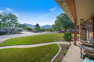 5572 S Avalon Dr, Murray, UT 84107 - Photo 2