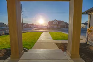 126 N 800 W, Mapleton, UT 84664 - Photo 8