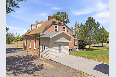 204 E 100 N, Meadow, UT 84644 - Photo 6