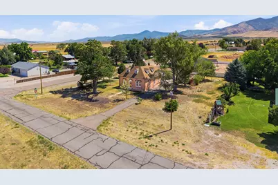 204 E 100 N, Meadow, UT 84644 - Photo 24