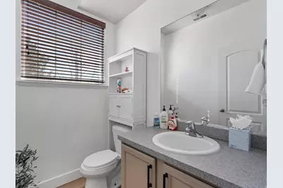 273 E Sunshine Dr, Saratoga Springs, UT 84045 - Photo 20