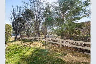 273 E Sunshine Dr, Saratoga Springs, UT 84045 - Photo 24