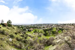 8626 S Scottish Dr, Cottonwood Heights, UT 84093 - Photo 2