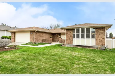 8626 S Scottish Dr, Sandy, UT 84093 - Photo 2