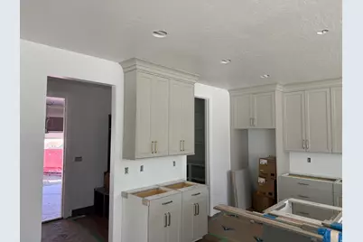 461 W Summerhill Ln W, Centerville, UT 84014 - Photo 6