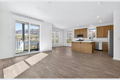 1700 W 2700 N #43, Pleasant View, UT 84404 - Photo 6