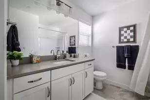 303 W Azure Sky Ln, Salt Lake City, UT 84103 - Photo 10