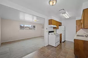 842 S 50 E, Orem, UT 84058 - Photo 6