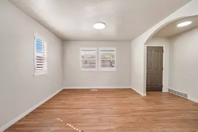 2039 E Ficus Way, Eagle Mountain, UT 84005 - Photo 4