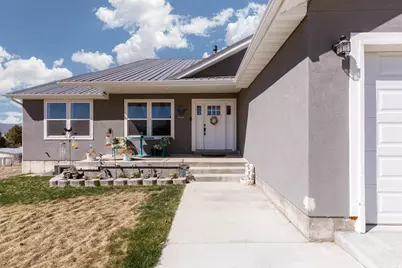 497 N 200 W, Moroni, UT 84646 - Photo 8