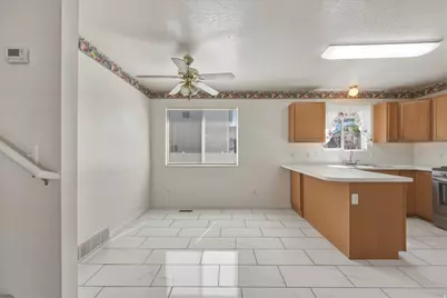 1421 W 50 S, Lehi, UT 84043 - Photo 12