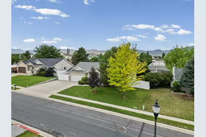 8718 S 5170 W, West Jordan, UT 84081 - Photo 4
