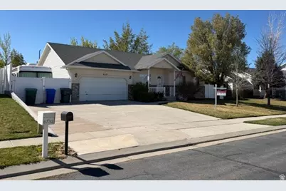 8718 S 5170 W, West Jordan, UT 84081 - Photo 2