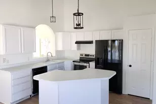 863 Country Club Dr, Stansbury Park, UT 84074 - Photo 4