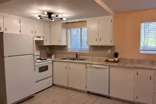 195 N 800 E, Hyrum, UT 84319 - Photo 2