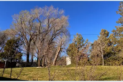 195 N 800 E, Hyrum, UT 84319 - Photo 8