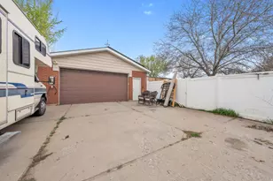 1198 N 3000 W, Clinton, UT 84015 - Photo 32